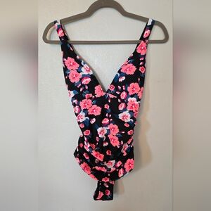 Cupshe | Black Floral Cross Back One Piece Swimsuit Size Large